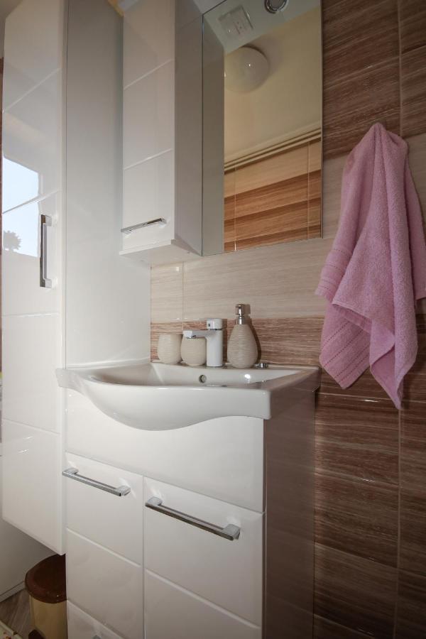 Apartman Lucija & Luka Otocac Exterior photo