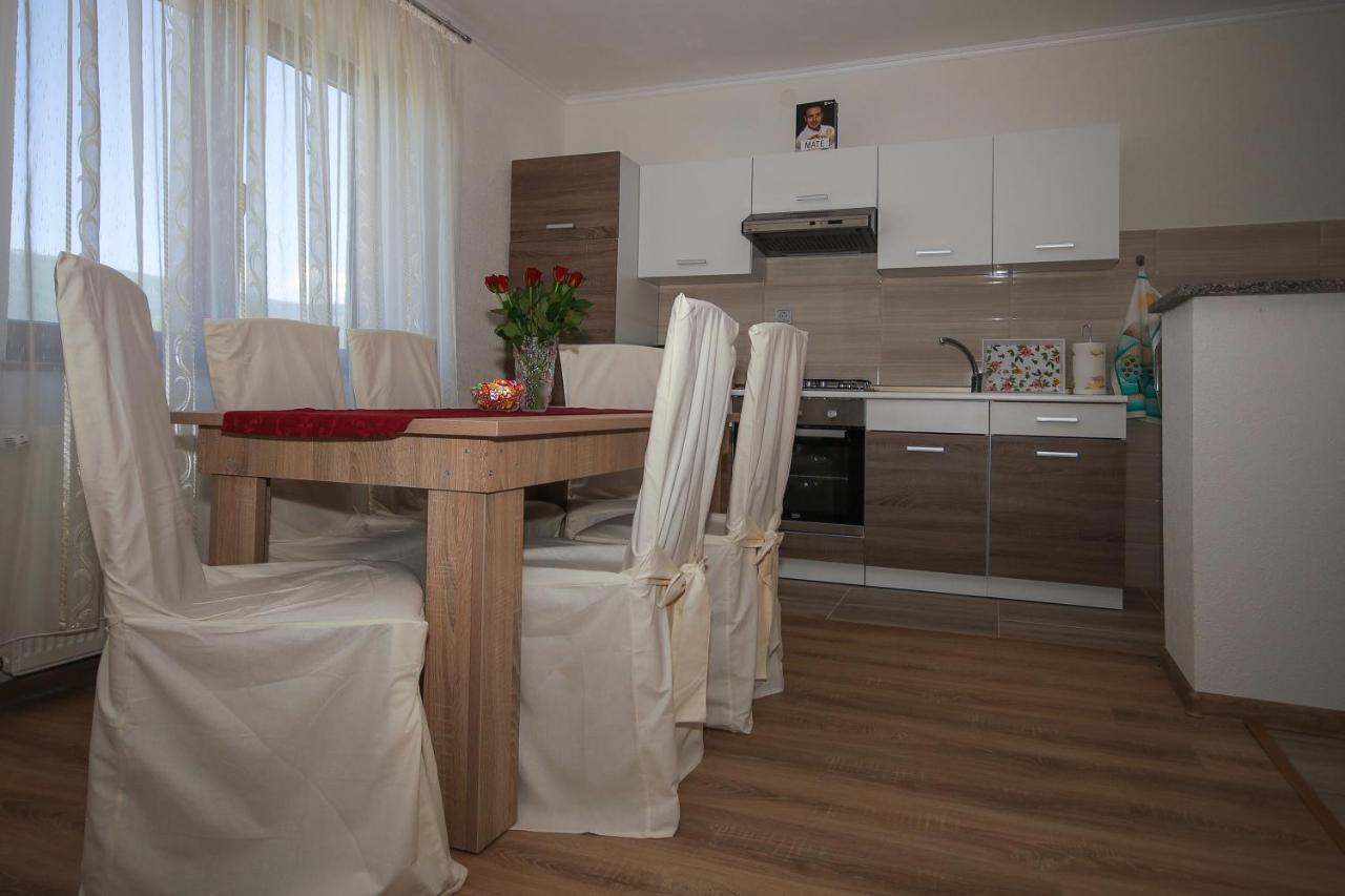 Apartman Lucija & Luka Otocac Exterior photo