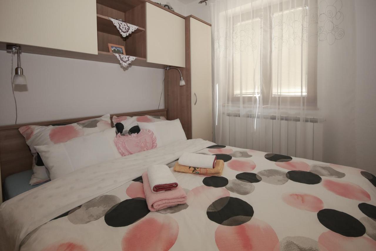 Apartman Lucija & Luka Otocac Exterior photo